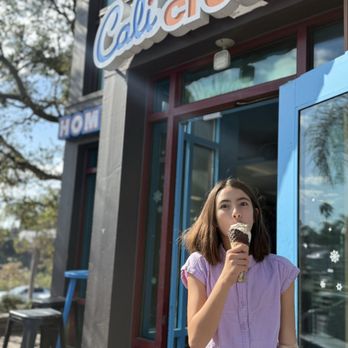 Cali Cream Homemade Ice Cream - Beautiful storefront is next to Moonlight beach - Ice Cream & Frozen Yogurt Near Me - Encinitas, California