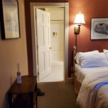 Orcas Hotel - Hallway - Hotels Near Me - Orcas, Washington