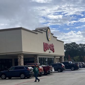 Buc-ee's - Gas Stations Near Me - Calhoun, Georgia Buc-ee's - Gas Stations Near Me - Calhoun, Georgia