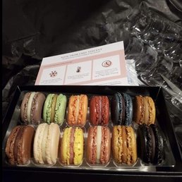 Celebration collection gift box