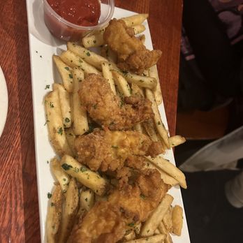 Charly's - Chicken tenders - Pubs Near Me - Flagstaff, Arizona