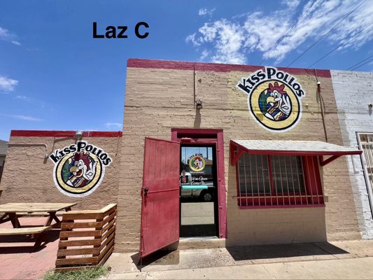 Kiss Pollos Estilo Sinaloa by null