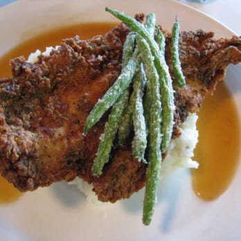 Ricos World Kitchen - Fried Chicken with Mashed Potatoes and Parmesan String Beans - New American Near Me - Buford, Georgia Ricos World Kitchen - Fried Chicken with Mashed Potatoes and Parmesan String Beans - New American Near Me - Buford, Georgia