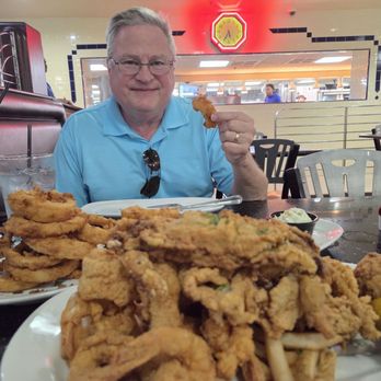 Deanie's Seafood - Onion Rings and Half Seafood Platter - Seafood Near Me - New Orleans, Louisiana Deanie's Seafood - Onion Rings and Half Seafood Platter - Seafood Near Me - New Orleans, Louisiana
