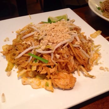 Star Noodle - Pad thai. Very typically good. (Can you really muss up pad thai?) - Asian Fusion Near Me - Lahaina, Hawaii Star Noodle - Pad thai. Very typically good. (Can you really muss up pad thai?) - Asian Fusion Near Me - Lahaina, Hawaii