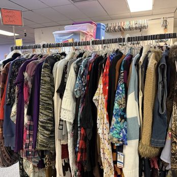 Secret Sisters Boutique - Sweaters & Wraps - Used, Vintage & Consignment Near Me - Pahrump, Nevada Secret Sisters Boutique - Sweaters & Wraps - Used, Vintage & Consignment Near Me - Pahrump, Nevada