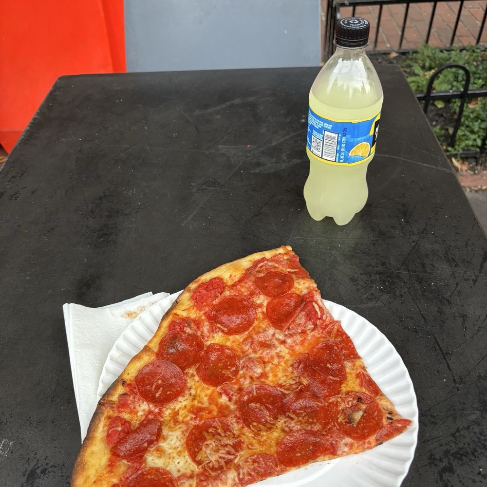 Upper Crust Pizzeria - Slice and a lemonade. ;-) - Pizza Near Me - Boston, Massachusetts Upper Crust Pizzeria - Slice and a lemonade. ;-) - Pizza Near Me - Boston, Massachusetts