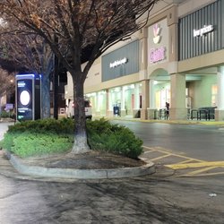 Giant Food - Parking Lot View