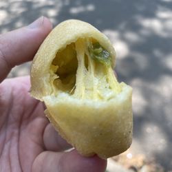 Empanadas Cafe - Jalapeno y Queso Empanada