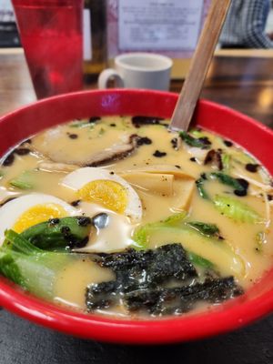 Lucky Cat Ramen by null