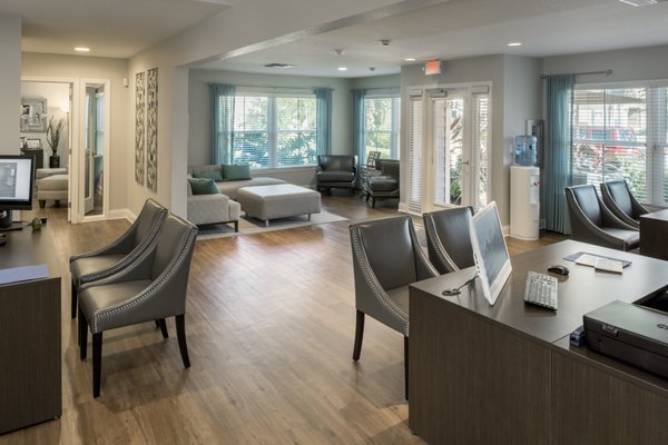 The Lexington by null