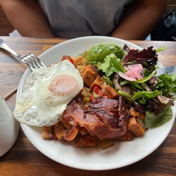 Edie Jo's - Sweet potato hash with egg and side salad. - Cocktail Bars Near Me - Brooklyn, New York Edie Jo's - Sweet potato hash with egg and side salad. - Cocktail Bars Near Me - Brooklyn, New York