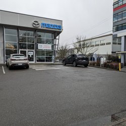 Mazda Service Seattle - Lee Johnson - Entrance