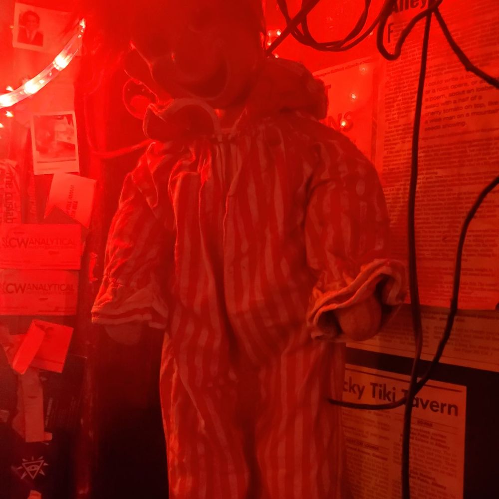 The Alley - Creepy dolls on the walls - Dive Bars Near Me - Oakland, California