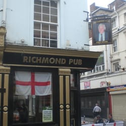 The Richmond Hotel & Pub