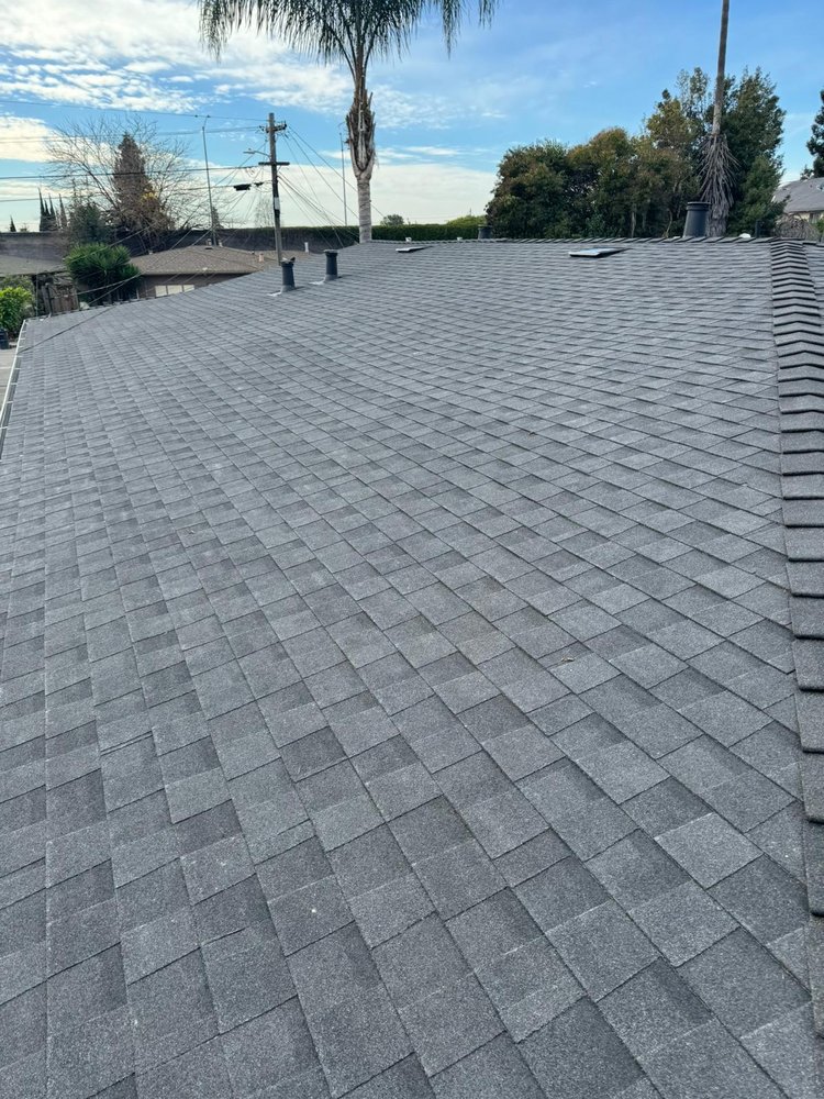 Slide of Skyline Roofing & Siding