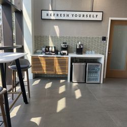 Texas Health Breeze Urgent Care - Dallas - Refreshment station