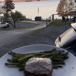 Lawrence's Lakeside Cabins
