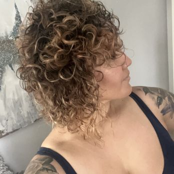 Salon Amerige - After (asked for a trim also for more volume) - Hair Stylists Near Me - Corona, California Salon Amerige - After (asked for a trim also for more volume) - Hair Stylists Near Me - Corona, California