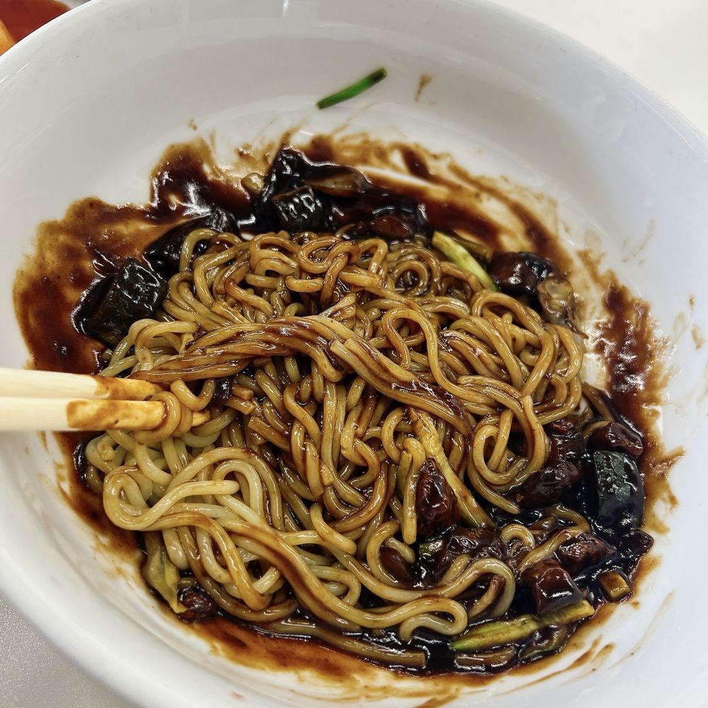Yoo's Place - zhajang noodle - Korean Near Me - Irvine, California Yoo's Place - zhajang noodle - Korean Near Me - Irvine, California