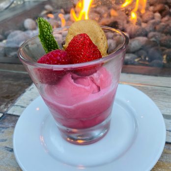 Tarpy's Roadhouse - New American Near Me - Monterey, California