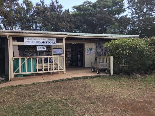 Maui Friends of the Library, Puunene by null