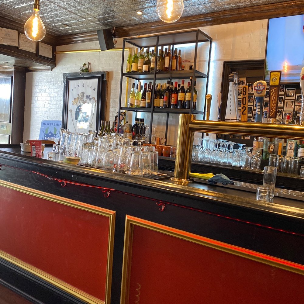 Belo Bar & Kitchen  - Nice bar! - New American Near Me - Hoboken, New Jersey