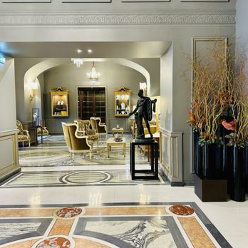 Grand Hotel Parker's - Hotels Near Me - Naples, NA
