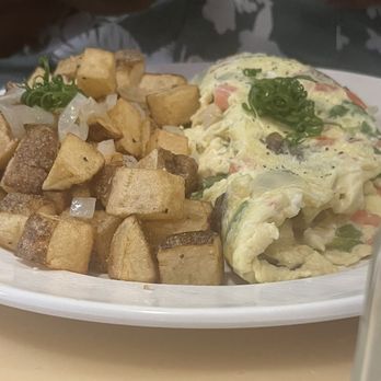 My Cafe - Veggie scramble with potatoes - Breakfast & Brunch Near Me - Kapolei, Hawaii
