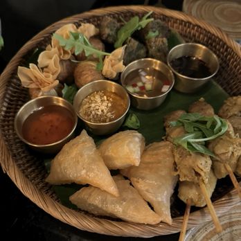 Siam Thai - Siam Platter - Thai Near Me - Flushing, New York Siam Thai - Siam Platter - Thai Near Me - Flushing, New York