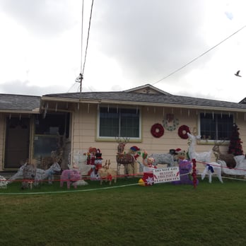 Christmas Lane - Kaneohe - You've been warned! - Local Flavor Near Me Christmas Lane - Kaneohe - You've been warned! - Local Flavor Near Me