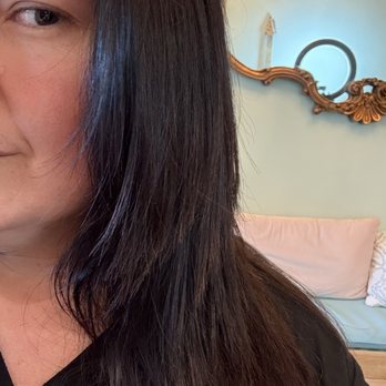 Travis Design Studio - Color and trim - Hair Salons Near Me - Bellevue, Washington Travis Design Studio - Color and trim - Hair Salons Near Me - Bellevue, Washington