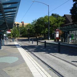 Goose Hollow / SW Jefferson St MAX Station - Goose Hollow MAX Station.
