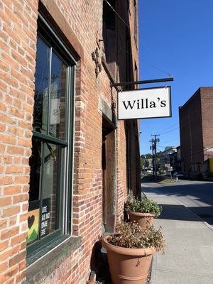 Willa's by null