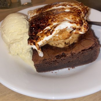 The Northside Social - Brownie Sundae - American Near Me - Indianapolis, Indiana The Northside Social - Brownie Sundae - American Near Me - Indianapolis, Indiana