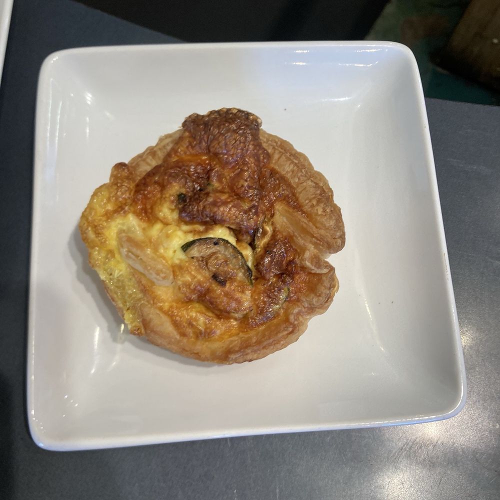 Maui Coffee Roasters - Veggie quiche - Coffee Roasteries Near Me - Kahului, Hawaii