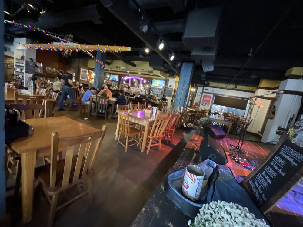 Puckett's Restaurant Chattanooga, Chattanooga Roadtrippers