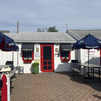 Joey's Pizzeria - Pizza Near Me - Dennis Port, Massachusetts