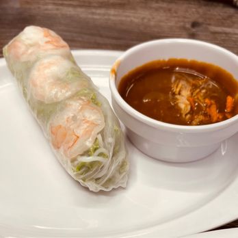 District 7 Pho - Fresh #2 SPRING ROLLS (2) - GOI CUON - Vietnamese Near Me - Las Vegas, Nevada