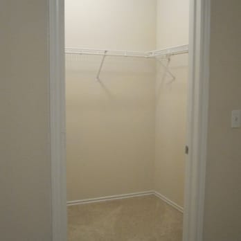 Settler's Ridge Apartments - Second bedroom closet - Apartments Near Me - Austin, Texas