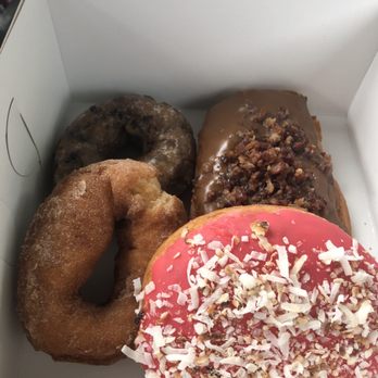 Casual Friday Donuts - Top: blueberry cake and maple bacon bar Bottom: cinnamon sugar and coconut cream   All wonderful! - Donuts Near Me - Spokane, Washington