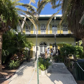 Ernest Hemingway Home  - Just like in movies, it looks very familiar. - Museums Near Me - Key West, Florida