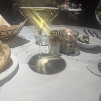 La Petite Auberge - French Near Me - Fredericksburg, Virginia