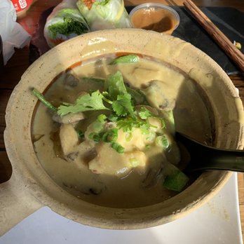 Ginger and Lemongrass - Vietnamese Near Me - Whitestone, New York Ginger and Lemongrass - Vietnamese Near Me - Whitestone, New York