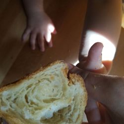 The crumb and smell