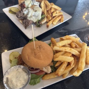 Summit Grill Kitchen & Cocktails - Steak and grouper sandwiches - Bars Near Me - Fort Wayne, Indiana Summit Grill Kitchen & Cocktails - Steak and grouper sandwiches - Bars Near Me - Fort Wayne, Indiana