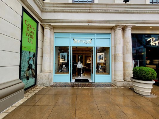 Diptyque The Grove by null