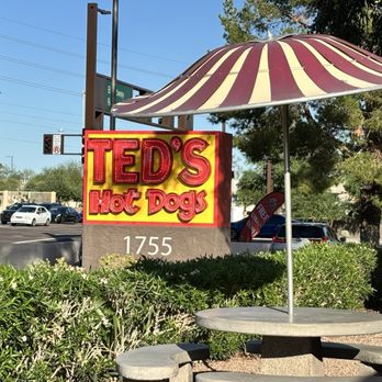 Ted's Hot Dogs - Outside signage - Hot Dogs Near Me - Tempe, Arizona
