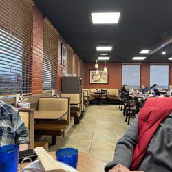 Mister Coney - Lots of seating