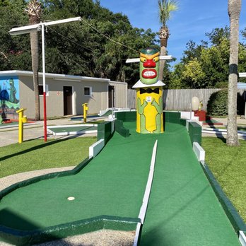 Goofy Golf - Mini Golf Near Me - Fort Walton Beach, Florida